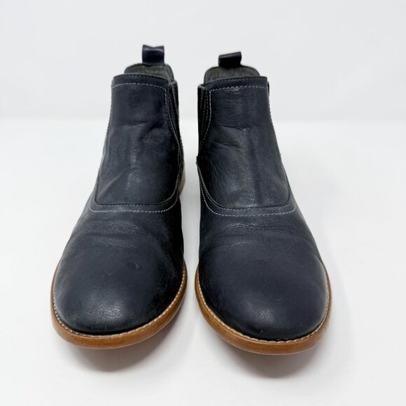 Bed Stu ROAN Gray Leather Flat Ankle Boots Women's Size 10 EUC Pull On - Picture 2 of 11